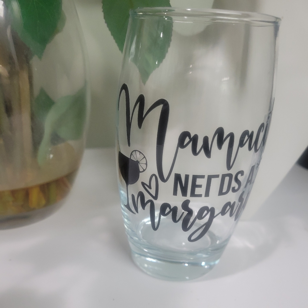 MAMACITA NEEDS A MARGARITA DRINKING GLASS. HAND CREATED - Picture 1 of 3